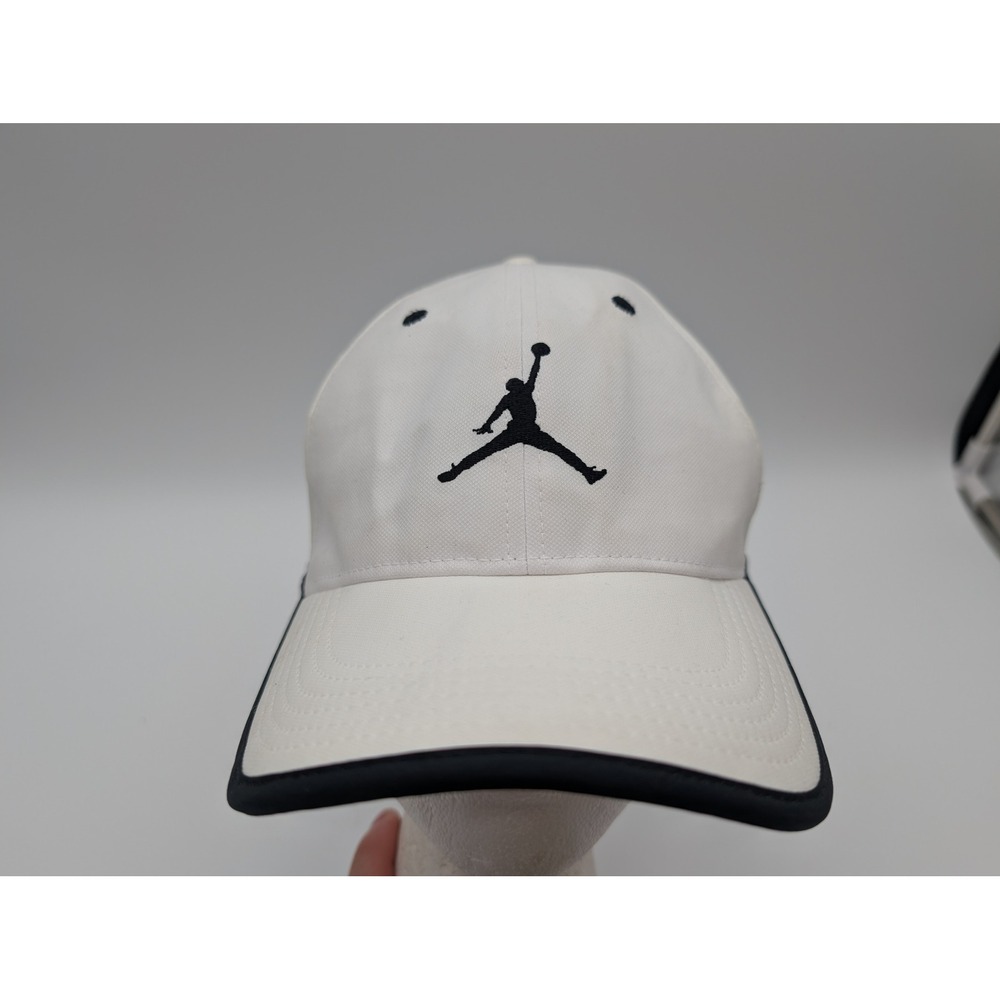 Jordan Brand Dri-FIT White Black Jumpman Adjustable Baseball Hat 642095-100
